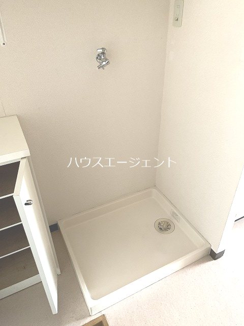 その他設備　室内洗濯機置き場です
