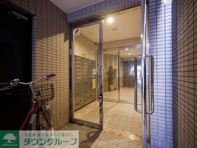 エントランス　エントランス
