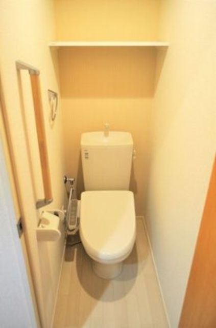 ＪＲ総武線 本八幡駅 徒歩21分 2階建 築7年のトイレ写真