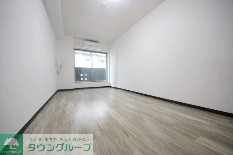 フォセット西巣鴨の居間写真