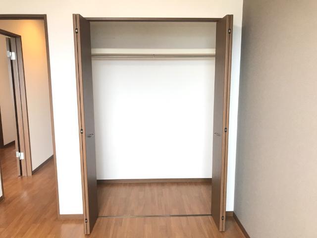 収納　クローゼット