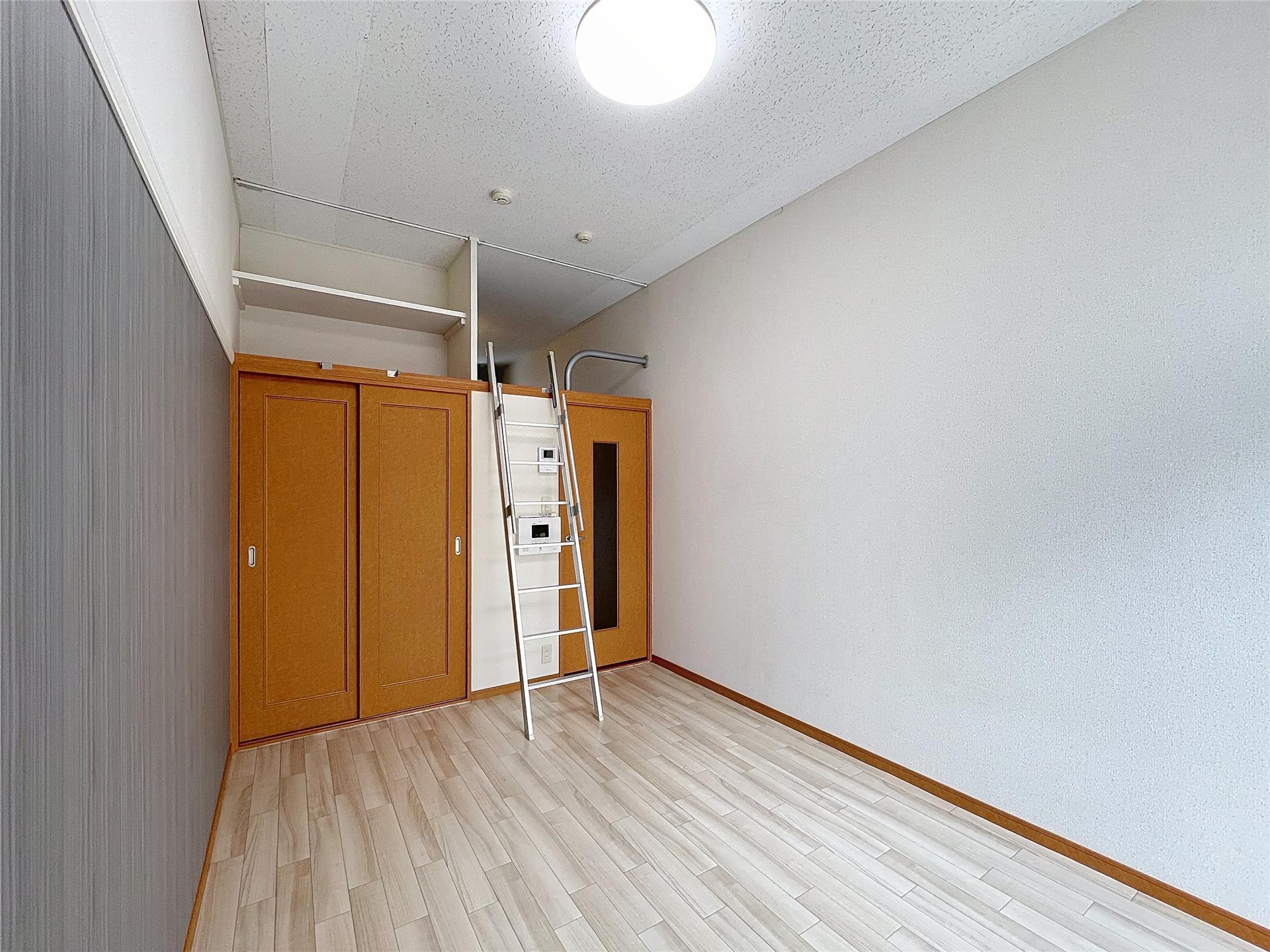 居室・リビング　同建物別のお部屋のお写真です