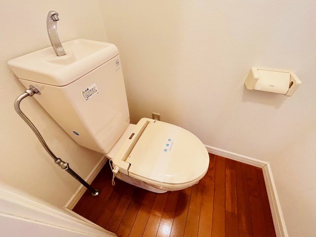 ペル・センプレのトイレ写真