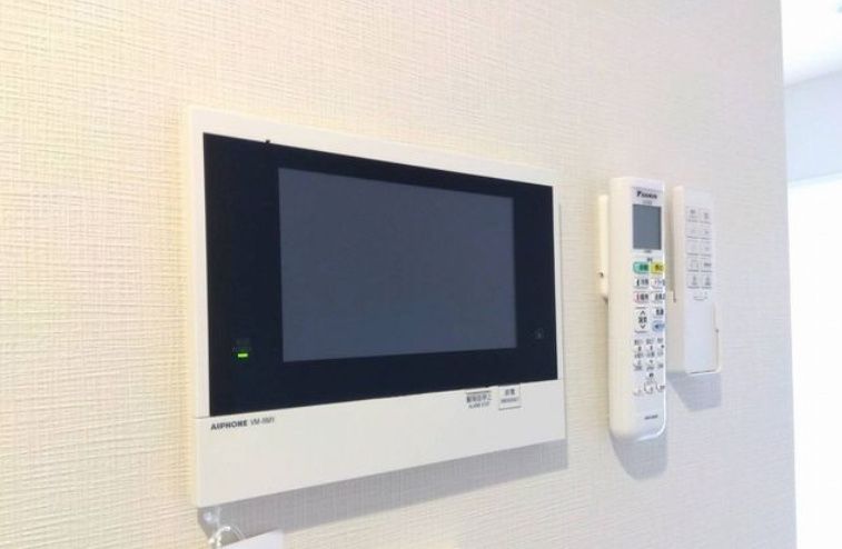 セキュリティ　☆モニター付きインターホン☆