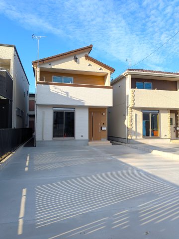 建物外観　R8.10.11時点の現場写真です。