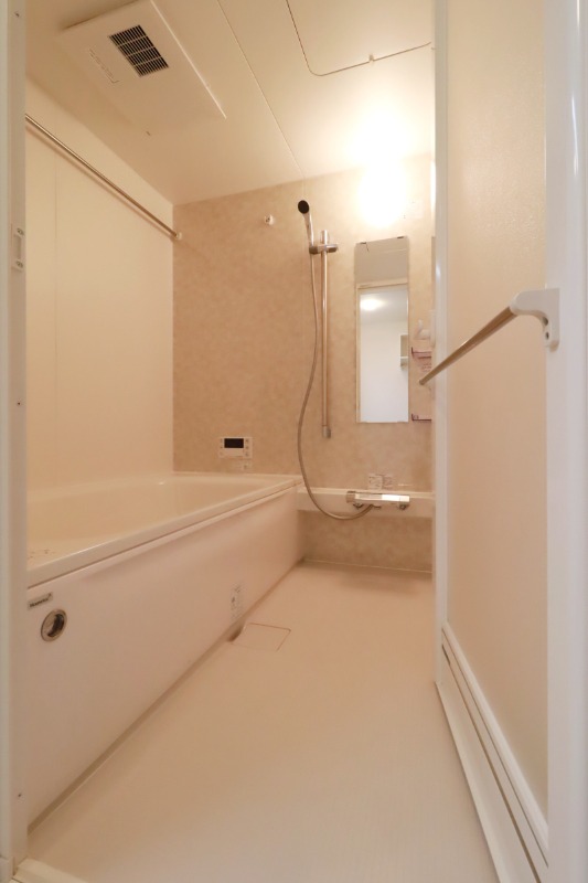 バス・シャワールーム　図面と現状に相違がある場合には現状を優先