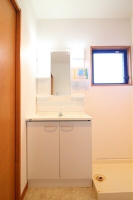 洗面設備　※１０１号室写真参照