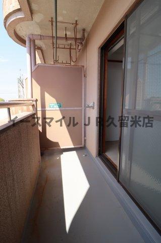 西鉄天神大牟田線 櫛原駅 徒歩2分 4階建 築42年の内装写真