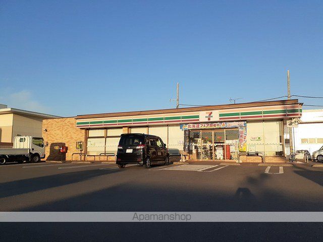 コンビニ　セブンイレブン富津青堀駅前店（コンビニ）まで800m