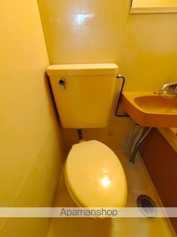 プチメゾン堀溝のトイレ写真