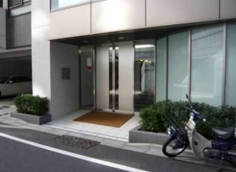 エントランス　レフィール銀座フロント
