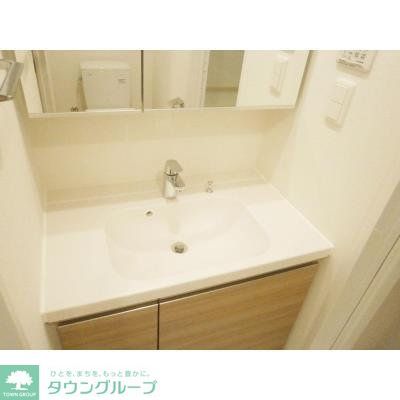 洗面設備　※写真は同タイプ住戸です。
