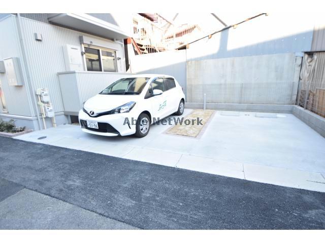 駐車場　駐車場