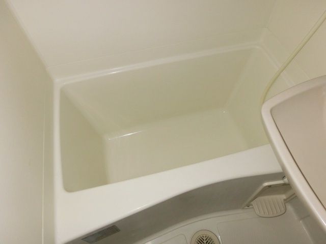 バス・シャワールーム　バス・トイレ別