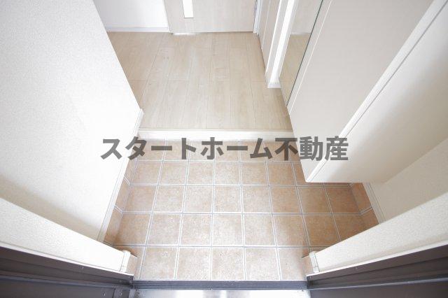 玄関　落ち着いた玄関です