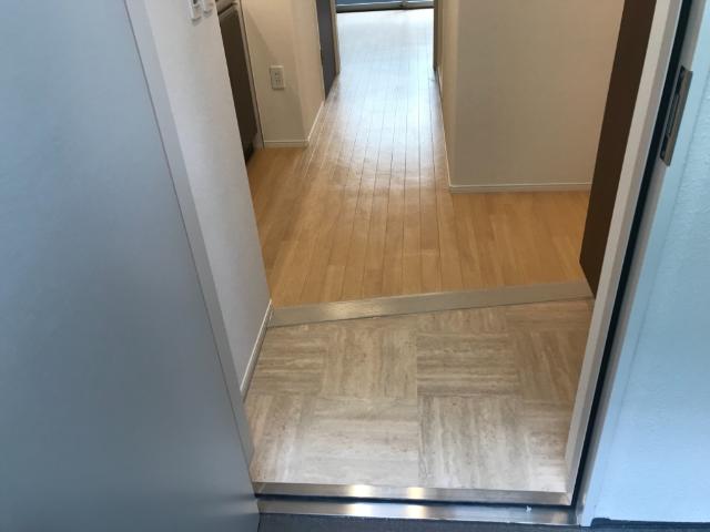 玄関　明るい玄関です
