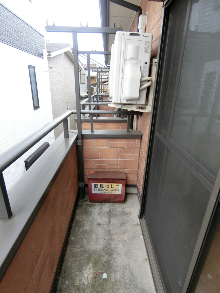 バルコニー　バルコニー