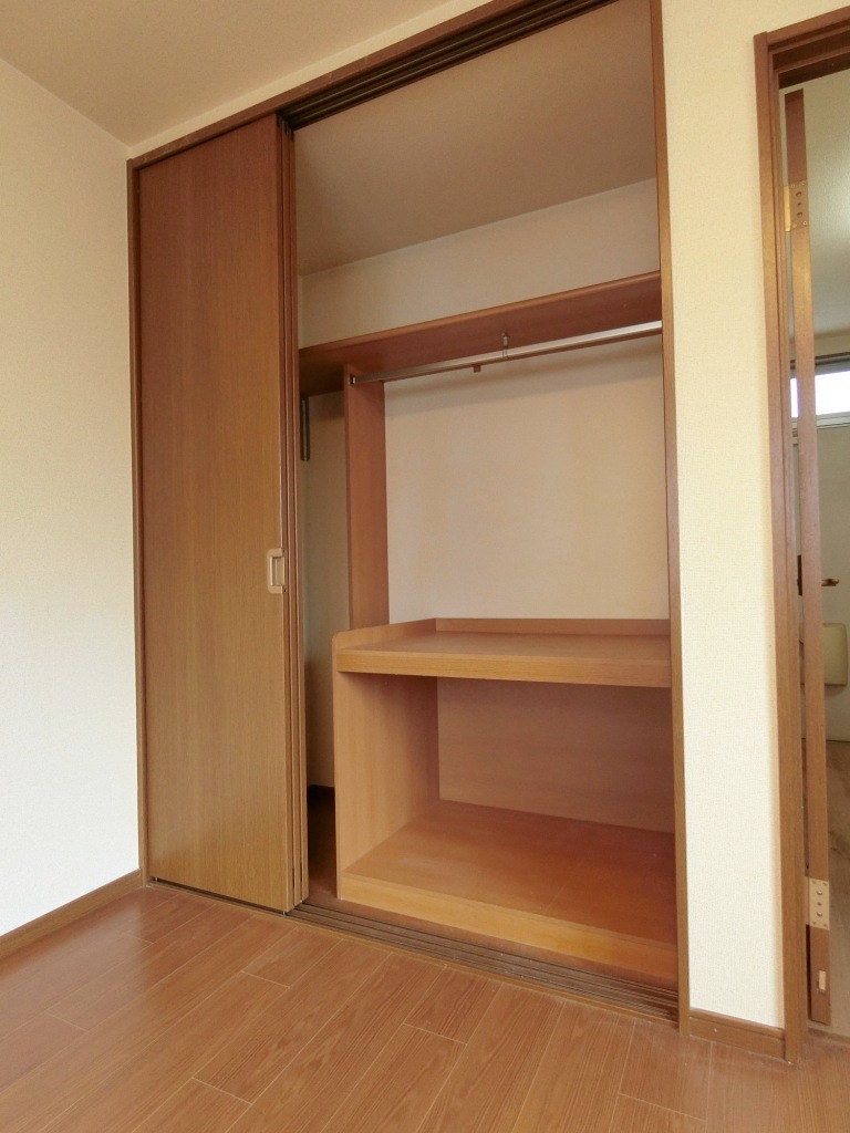 収納　クローゼット件押入れタイプ