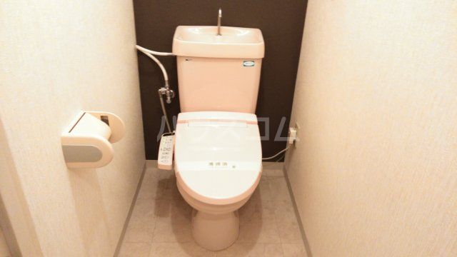 【メゾン・ド・リッツのトイレ】