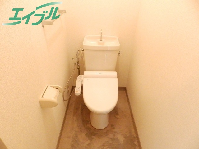 【エスポワールＢ棟のトイレ】