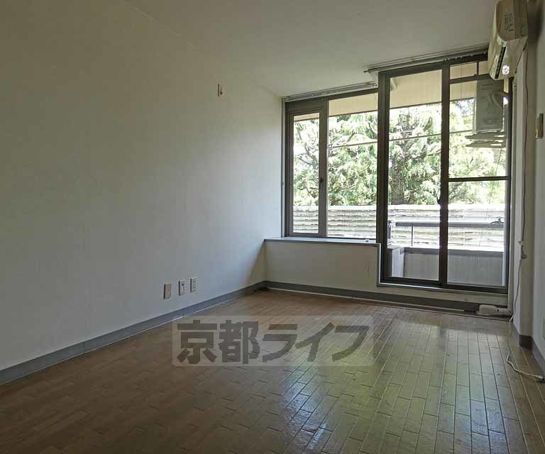 居室・リビング　綺麗なお部屋です。