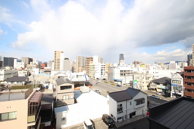 【広島市中区吉島町のマンションの眺望】