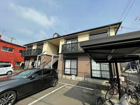 姫路市飾磨区下野田のアパートの建物外観