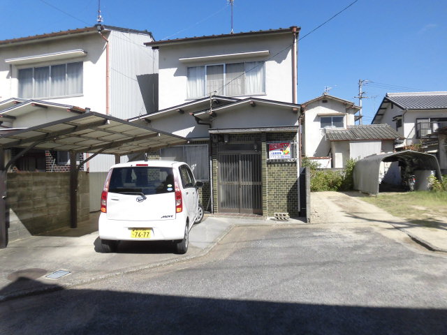 高松町貸家の建物外観