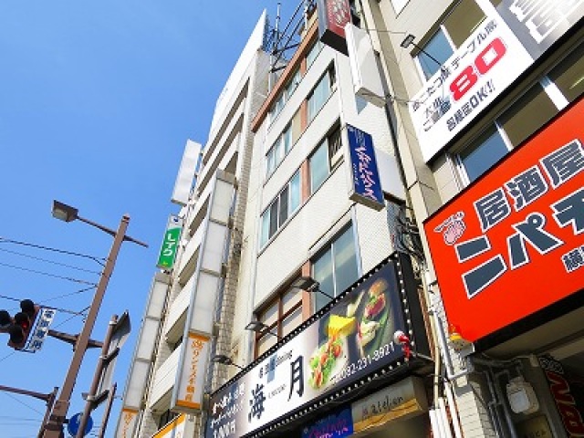 広島市西区横川町のマンションの建物外観