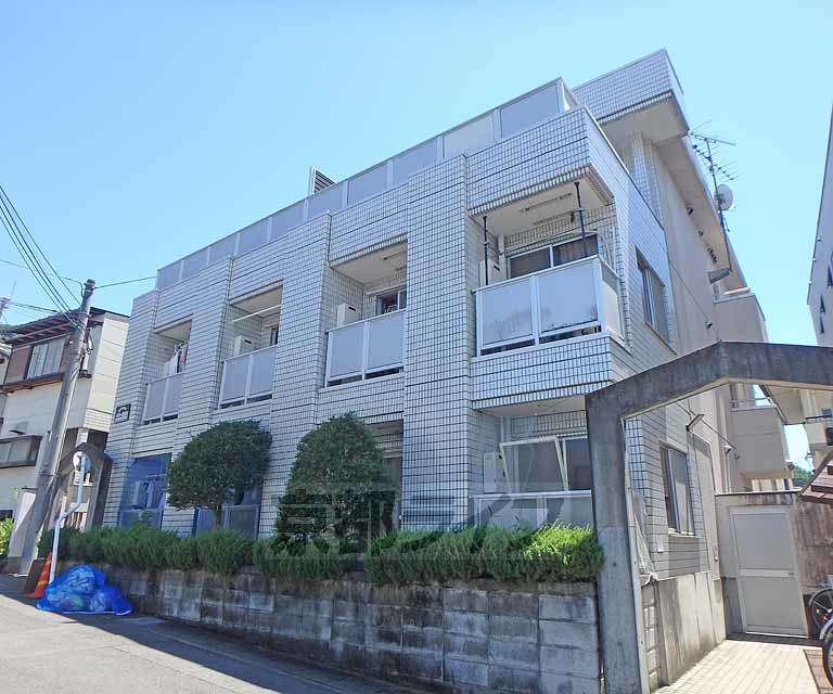 京都市左京区一乗寺野田町のマンションの建物外観