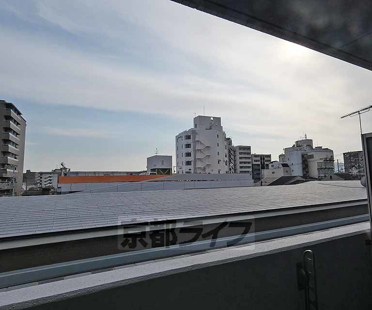 【京都市中京区壬生御所ノ内町のマンションの眺望】