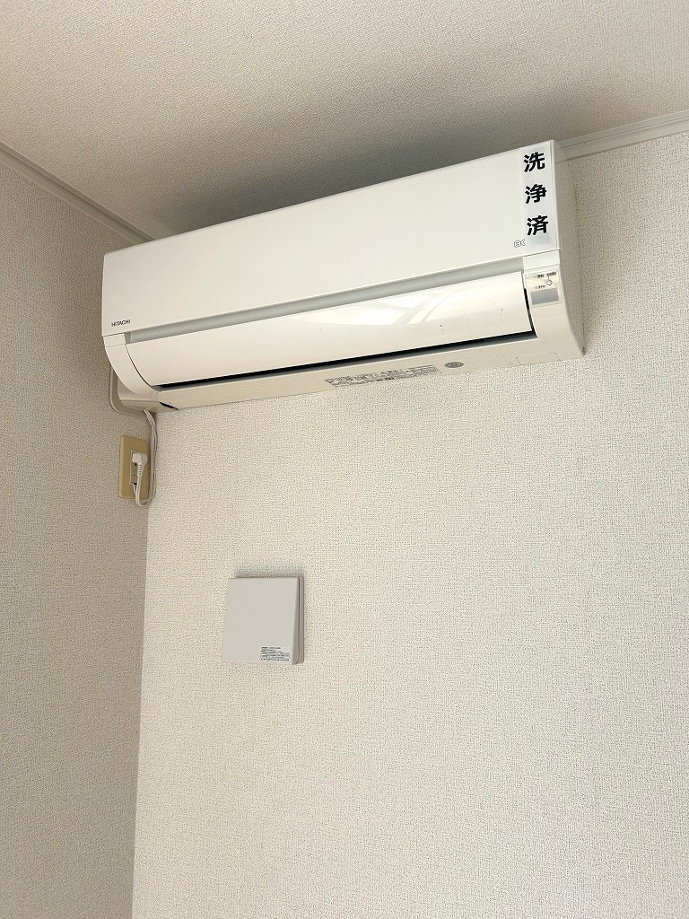 その他設備　エアコン1基付き（画像は１０３号　参考にしてください。）