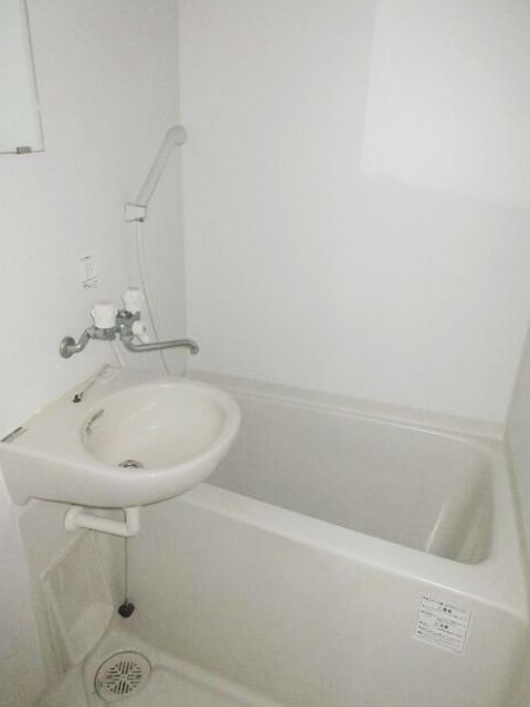 バス・シャワールーム　（参考写真）