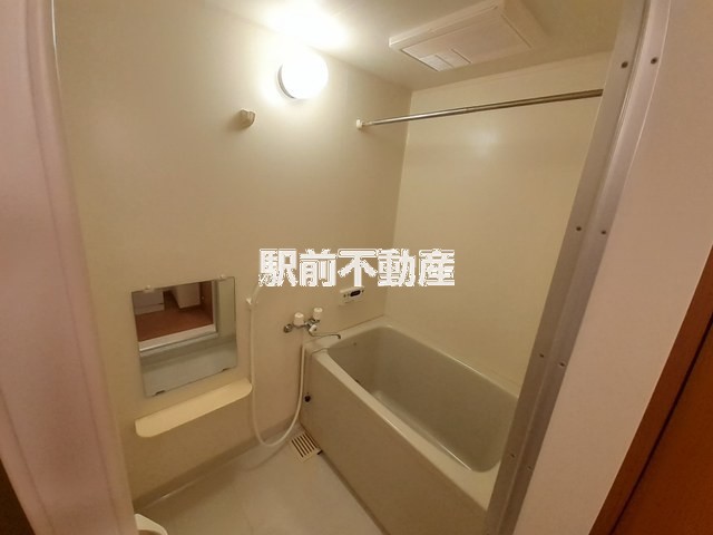 西鉄甘木線 甘木駅 徒歩27分 2階建 築24年の風呂写真