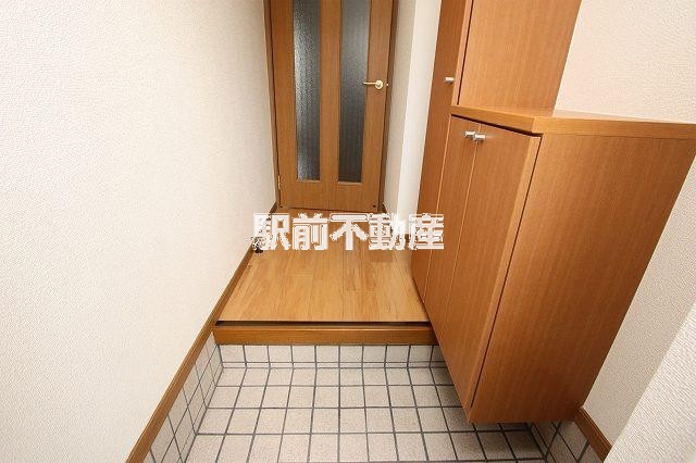 西鉄甘木線 甘木駅 徒歩27分 2階建 築24年の玄関写真