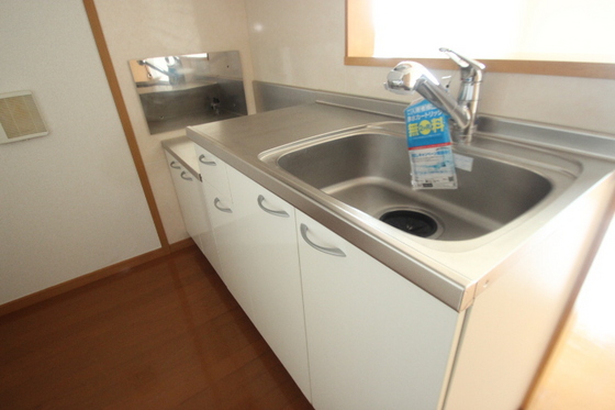 キッチン　※別部屋の写真です