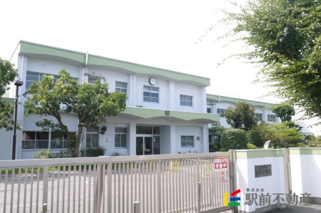 小学校　若葉小学校（小学校）まで600m