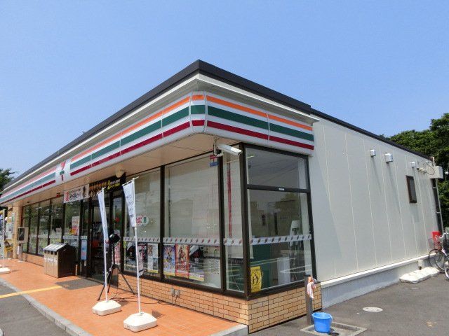 コンビニ　セブン-イレブン川越西笠幡店（コンビニ）まで129m
