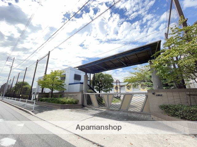 小学校　伝馬小学校（小学校）まで546m