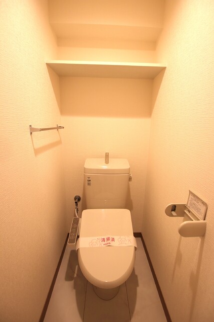 トイレ　★落ち着ける独立したトイレスペース★