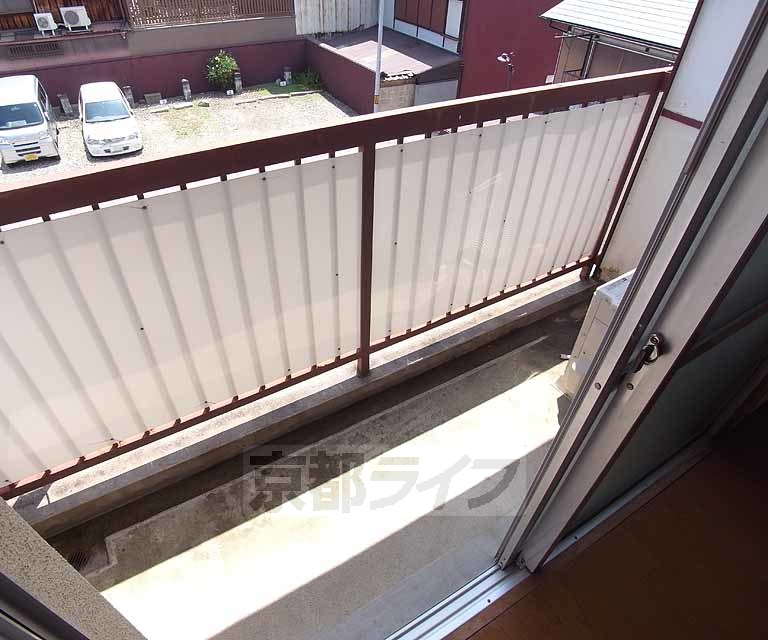 バルコニー　東向きバルコニです