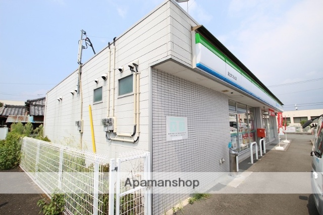 コンビニ　ファミリーマート（コンビニ）まで457m