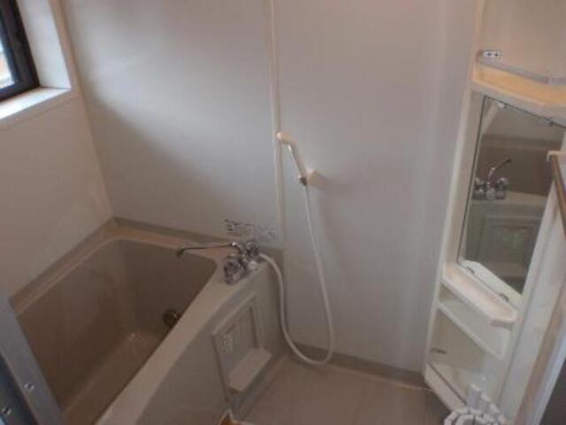 バス・シャワールーム　浴室