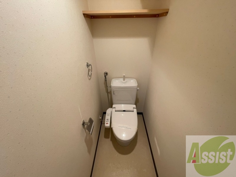トイレ　ウォシュレット機能がついたトイレ。安心して使用できますね。