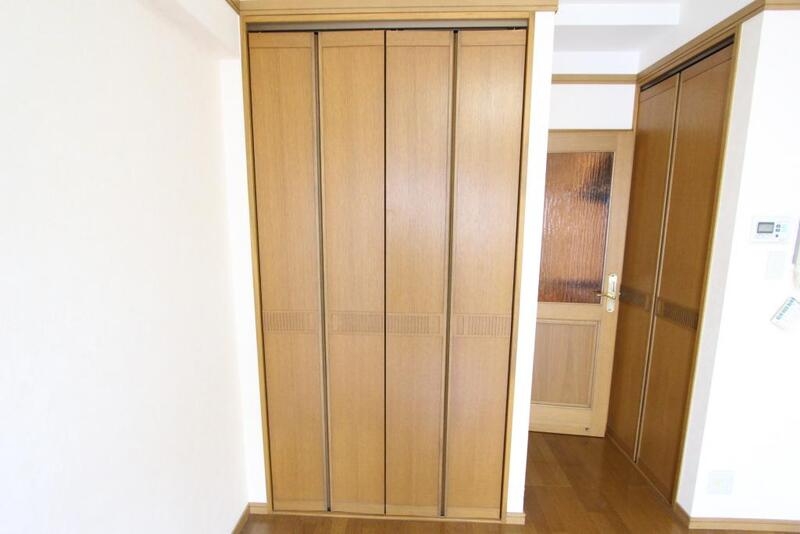 収納　ロングコートも収納できます