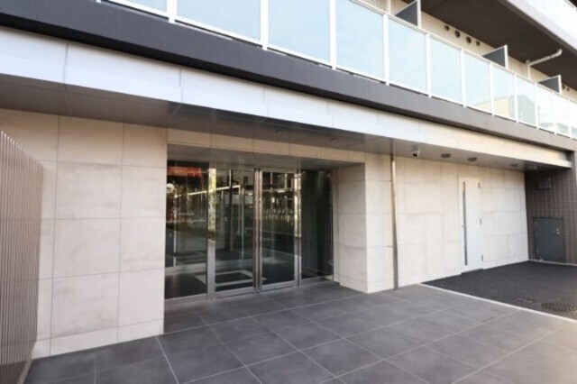 エントランス　エントランス