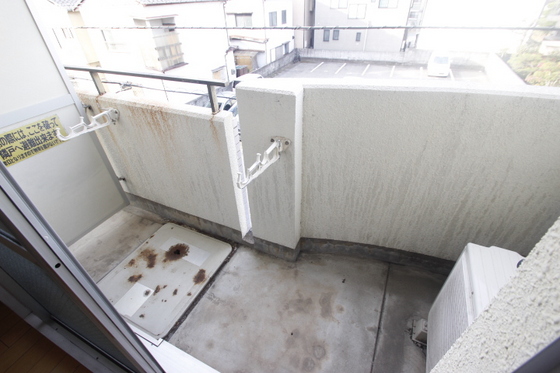 バルコニー　※別部屋の写真です