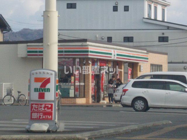 コンビニ　セブンイレブン大通り４丁目店（コンビニ）まで322m