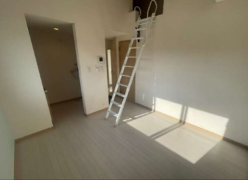 居室・リビング　別室参照