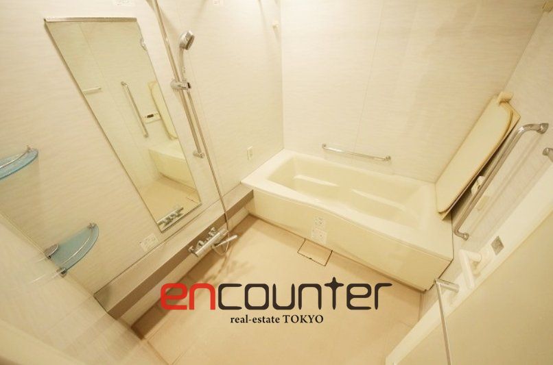 バス・シャワールーム　洗面